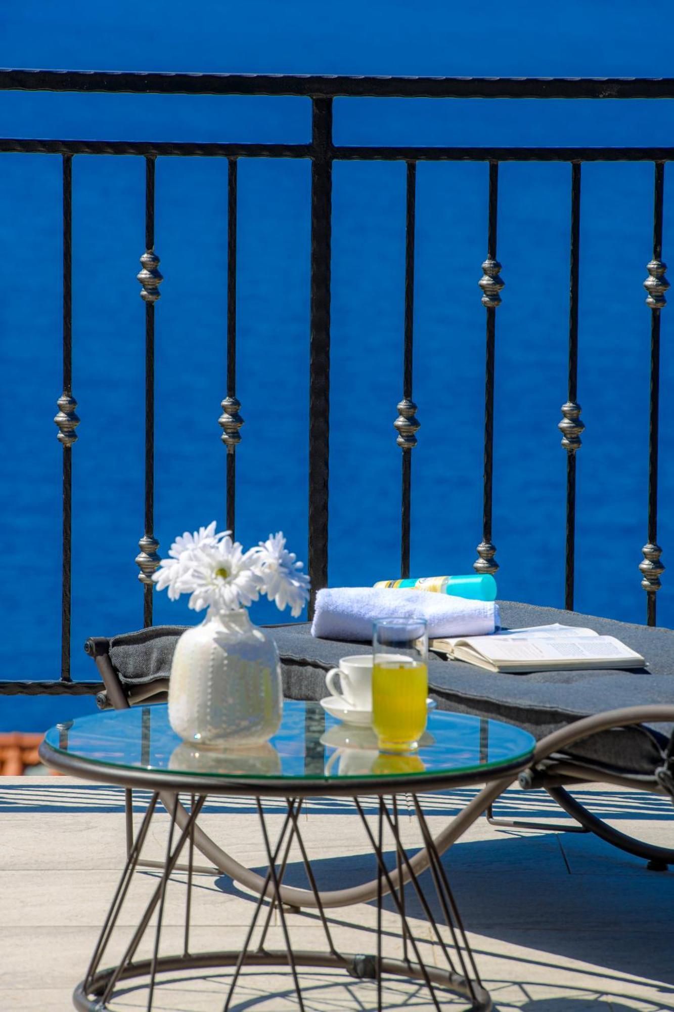 Golden Seaview Holiday Home Mlini Ruang foto